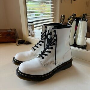 White Dr Martens Women’s Size 8